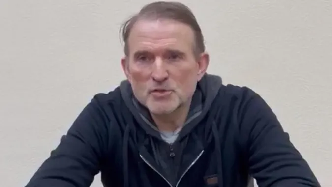 «Це звичайна піар-акція», – адвокат Порошенка про покази Медведчука (відео)