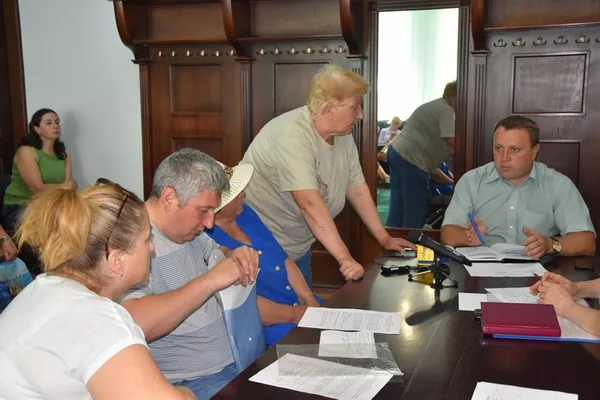 Відомо, куди перенесуть квітковий ринок із центру Луцька