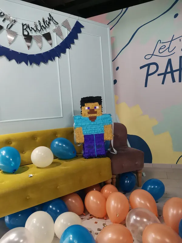 Party room: в «Смугастому носорозі» з'явився новий проєкт для вечірок*