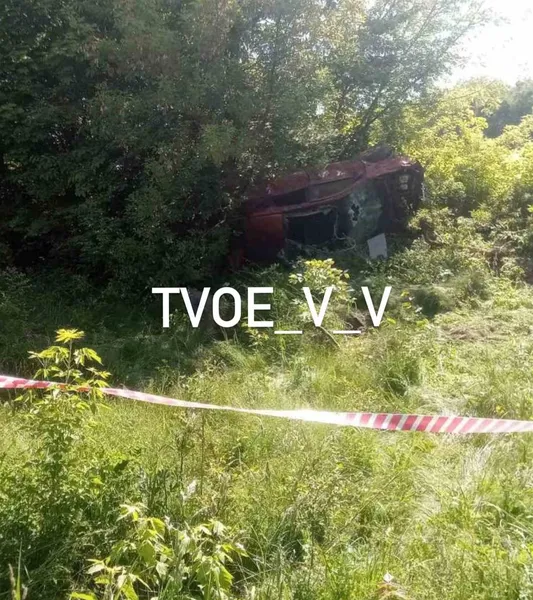 На Волині авто злетіло у кювет – водія госпіталізували (фото)