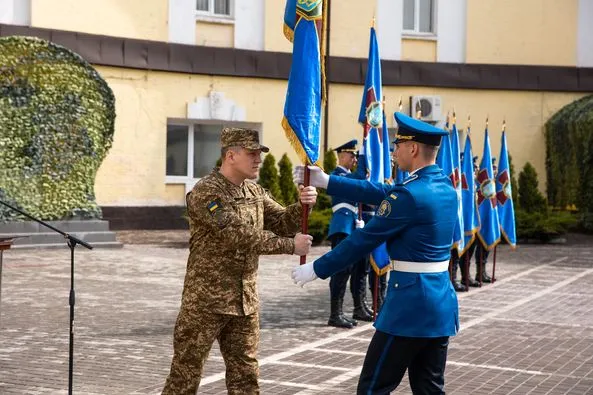 Волинські нацгвардійці отримали бойовий прапор (фото)