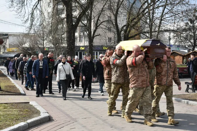 Загинув на Донеччині: у Луцьку попрощалися з Андрієм Залозним (фото)