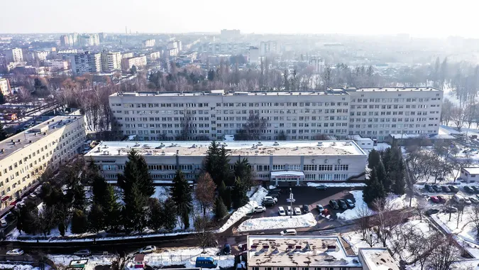 Показали, як змінюється приймальне відділення Луцької міської клінічної лікарні (фото)