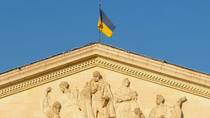 Рада продовжила воєнний стан та загальну мобілізацію на 90 днів