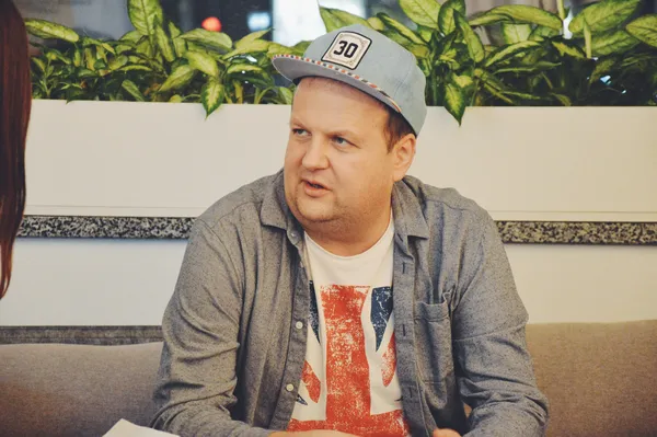 «Ми всі живемо, як у курнику», - Віктор Бронюк про українців, благодійність і дзен (фото)