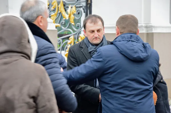 Заступник Мера Тарас Яковлев виглядав дуже засмученим