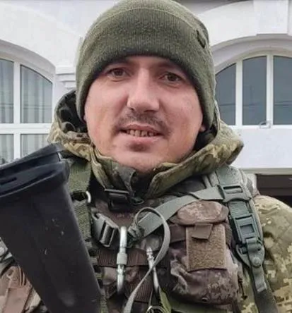 На Ковельщині під час першого дзвоника сину загиблого воїна вручили орден «За мужність» (фото)