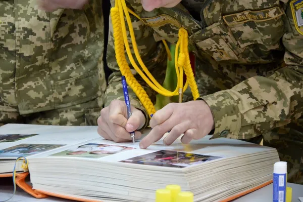 Українська біблія та інклюзивна освіта: яким був візит Першої леді на Волинь (фото)