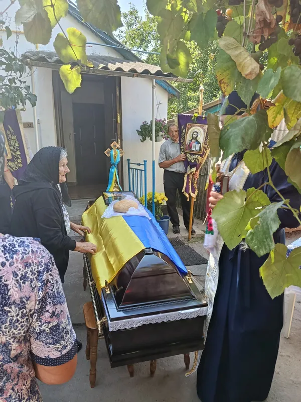 Півтора року вважався зниклим безвісти: на Волині попрощалися з Миколою Пеприком (фото)