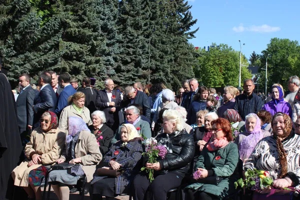 Ніколи знову: у Луцьку вшанували пам'ять жертв Другої світової війни (фото)
