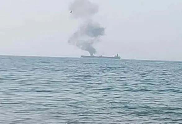 У Чорному морі горів танкер з мазутом та росіянами (деталі)