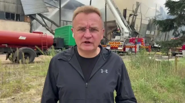 Російська атака: у Львові під завалами знайшли тіло чоловіка