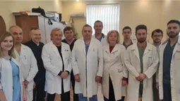«Без розрізів»: у волинській лікарні зробили унікальну операцію при аневризмі (відео)