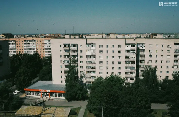 Який вигляд має Луцьк з дахів Лесиного вишу (фото)