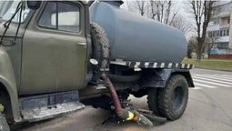 Смердюча ДТП: у Володимирі асенізатор наїхав на мотоцикл (відео)