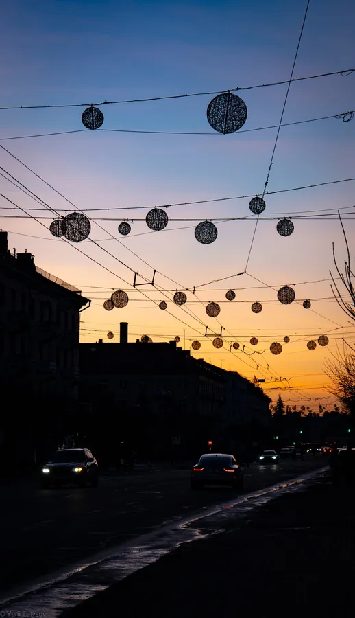 Місто у променях вечірнього сонця: лучан зачарували світлини Луцька (фото)