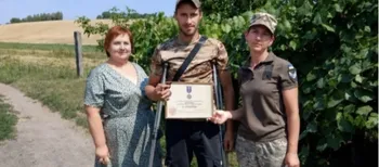 На Волині ветеран отримав відзнаку Міністерства оборони «За поранення» (фото)