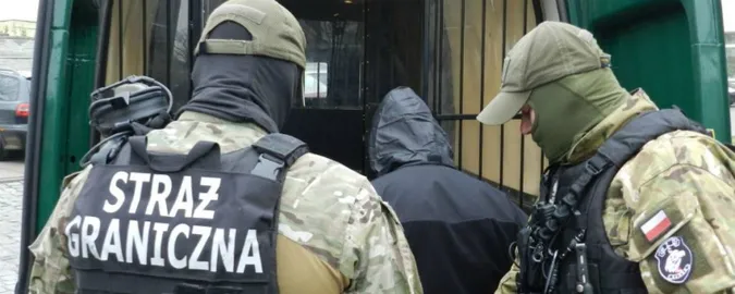 Українських заробітчан цілодобово утримували на польських заводах