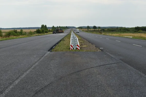 Дорогу на Ягодин вже «заасфальтували» на 60 мільйонів гривень (фото)
