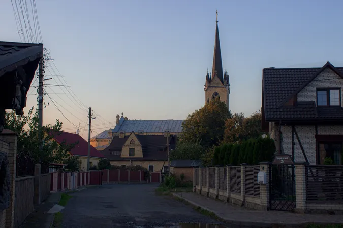 У Луцьку показали «золотаві» знімки Старого міста (фото)
