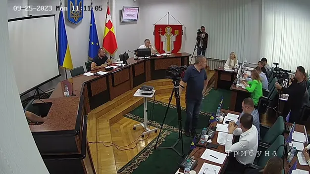Директор «Луцьктепла» ввів в оману депутатів й не назвав точну суму, яку витрачає на рекламу підприємства у медіа (відео)