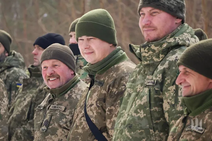 Майже сотню новобранців посвятили у воїни волинської «Сталевої Сотки» (фото)