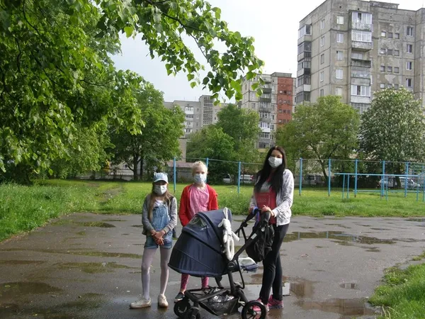 Лучани просять владу повернути місту чисте повітря (фото)