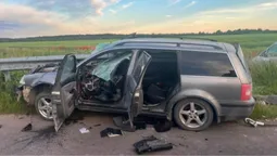 На Волині – смертельна ДТП: за кермом легковика була неповнолітня дівчина (фото)