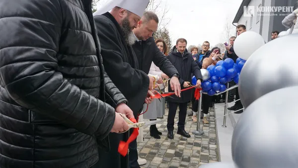 З міністром і народним хором: як у Луцьку відкривали оновлений басейн ЛНТУ (репортаж, відео)