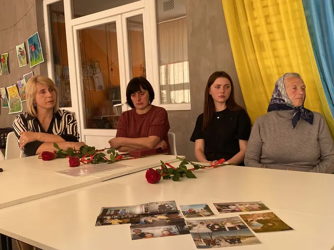 На Волині родині загиблого воїна Сергія Карпука вручили орден «За мужність» (фото)
