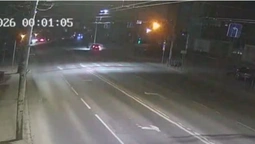 Підкинуло в повітря: у Луцьку вночі збили людину (відео)