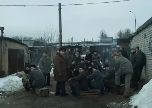 «Подібну х*рню дивитись не треба»: чому російський серіал «Слово пацана» опинився в укртрендах