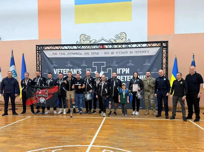 Луцькі ветерани вибороли друге місце на чемпіонаті України з волейболу сидячи (фото)
