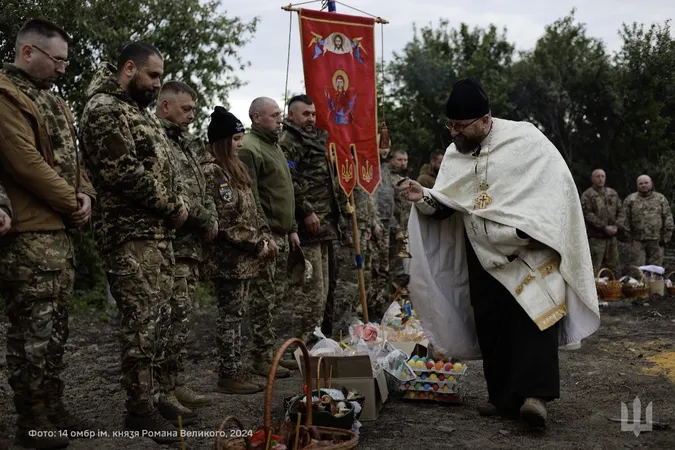 Небезпечний, але світлий і радісний: як проходить Великдень в «князівській» бригаді (фото)