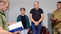 На Волині батькам полеглого 23-річного бійця вручили нагороду