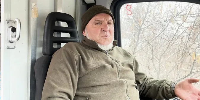 Прикордонник з Волині облаштував мобільну шиномонтажну майстерню на Донеччині