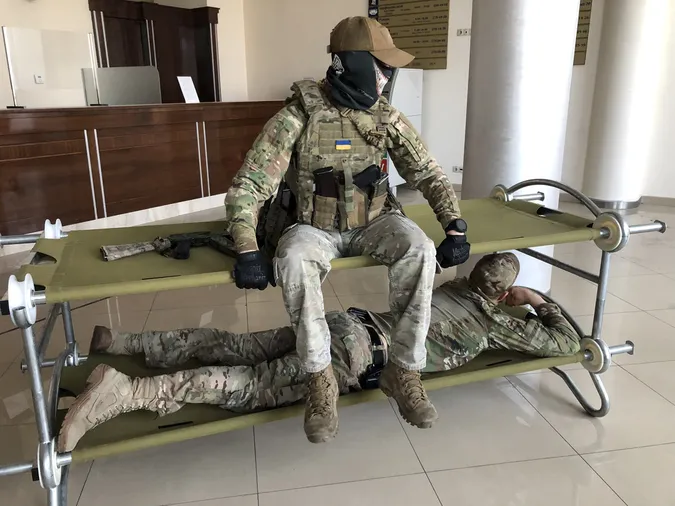 «Ліжка для війська»: для українських воїнів збирають кошти на ліжка-трансформери (фото)