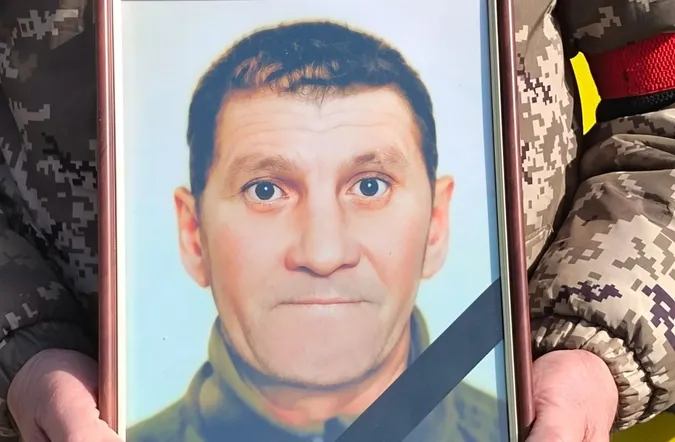 На Волині попрощалися із померлим воїном Миколою Тимощуком (фото)