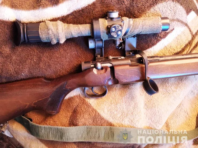 У 24-річного волинянина під час обшуку знайшли гвинтівку