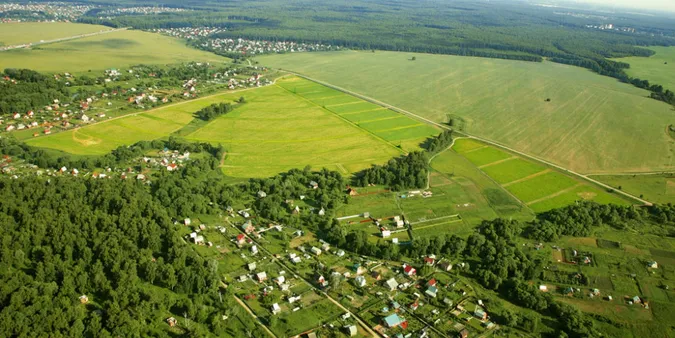 Більше сотні земельних ділянок Волині у 2015 році «пішло з молотка»