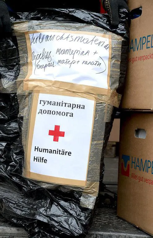 Німецькі волонтери передали через волинських лісівників гумдопомогу: «швидку» та медикаменти (фото)