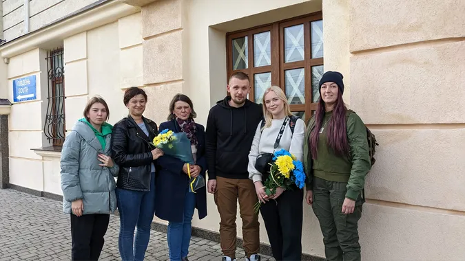 Волинянин, якого звільнили з російського полону, повернувся на додому