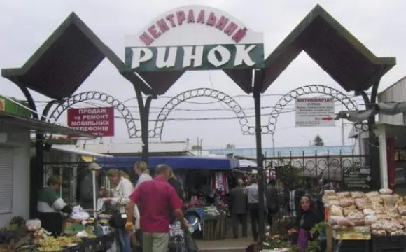 «Не спішіть з оцінками», – депутат Луцькради про критику КП «Луцькі ринки»
