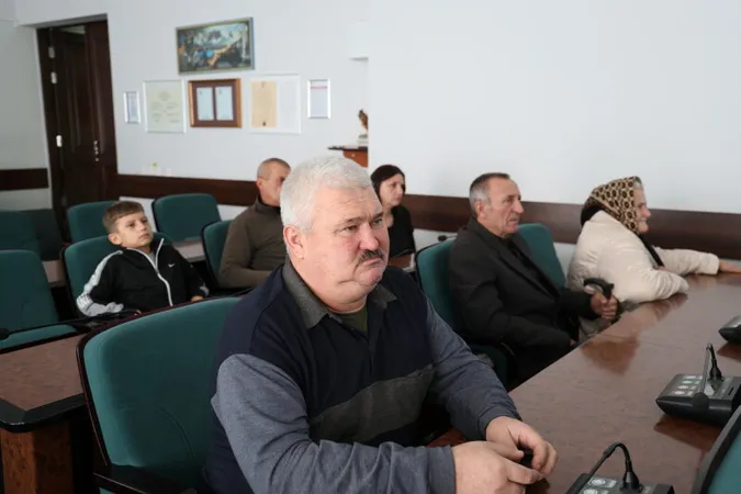 У Луцьку родинам загиблих захисників України вручили державні нагороди (фото)