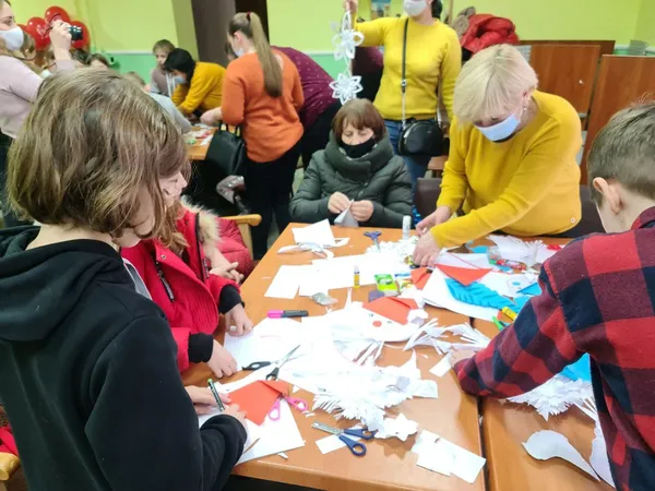 У Підгайцівській громаді засвітили головну ялинку (фото, відео)