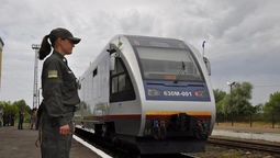 З України до Польщі вирушив перший рейковий автобус  (фото)