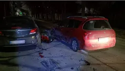 У центрі Луцька п'яний на «пежо» протаранив припаркований «опель»