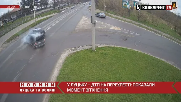 Хотів «проскочити»: у Луцьку – аварія на перехресті (відео)