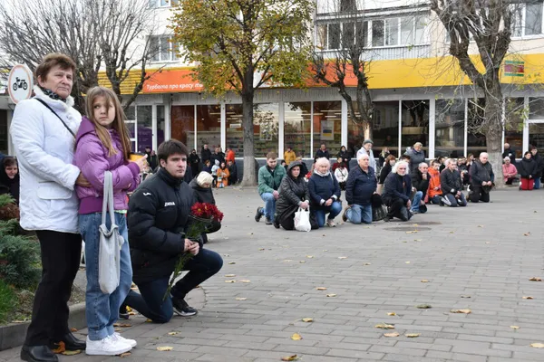 У Луцьку попрощалися із загиблими Героями Леонідом Олексюком та Олегом Лук’янчуком (фото)