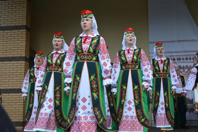 У Ковелі до Дня вишиванки влаштували дефіле (фото)